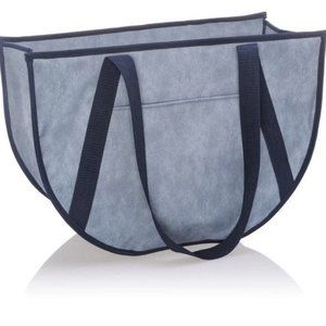 Thirty-One Round Utility Tote